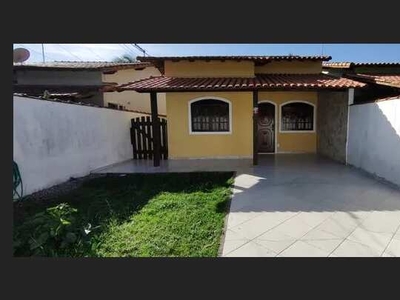 Casa de 2 qts (1 suite), sala, garagem, área gourmet, piscina com cascata