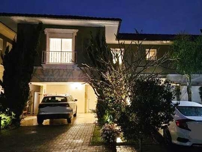 Casa de Condomínio para alugar em Jardim Ermida I de 214.00m² com 3 Quartos, 3 Suites e 2