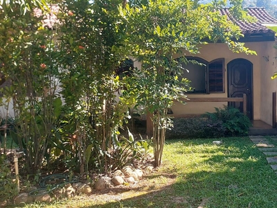 Casa em Itaipu, Niterói/RJ de 186m² 3 quartos à venda por R$ 694.000,00