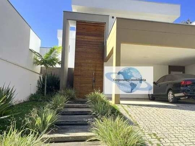 Casa mobiliada venda ou locação com 3 suítes, cozinha com móveis planejados, amplo quintal