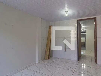 Casa para Aluguel - Barreirinha, 2 Quartos, 45 m2