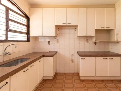 Casa para aluguel com 184 metros quadrados com 3 quartos em Jardim América - Goiânia - GO