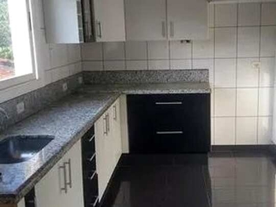 Casa para aluguel com 4 dormitórios no Horto Ypê-SP