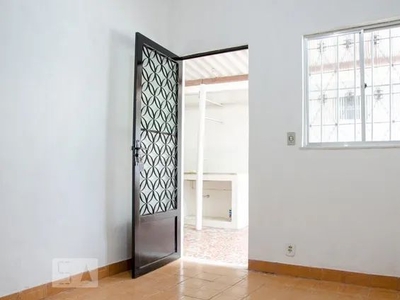 Casa para Aluguel - Ramos, 1 Quarto, 40 m2