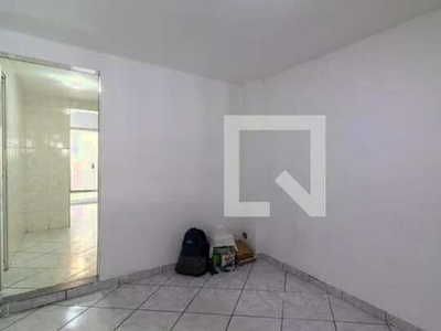 Casa para Aluguel - Vila Amália, 3 Quartos, 200 m2