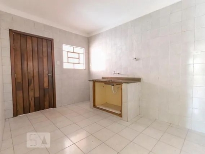 Casa para Aluguel - Vila Santista, 2 Quartos, 80 m2