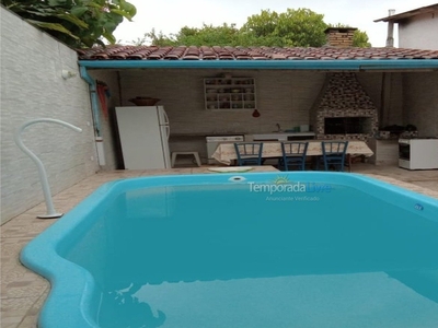 Confortável Casa 3 dorm 3 wc com piscina - Praia Lazaro 0218