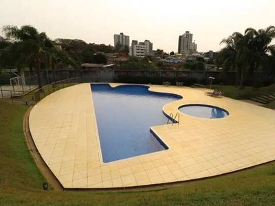 Sobrado com 4 dormitórios e piscina para alugar, por R$ 8.000/mês - Condominio Country Igu