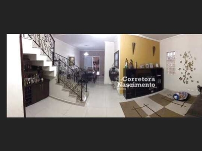 Sobrado com 4 dormitórios para alugar por R$ 4.930/mês - Jardim Santa Maria - Jacareí/SP