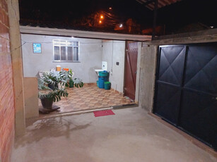 Casa Com 2 Quartos E 1 Banheiro