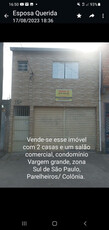 São 2 Casas E Um Salão Comercial, Um Total 3 Quartos 3 Banhe