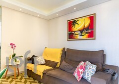 Apartamento à venda em Jardim Guanabara com 57 m², 2 quartos, 1 suíte, 1 vaga
