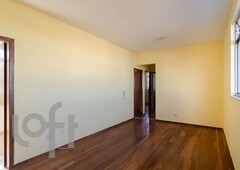 Apartamento à venda em João Pinheiro com 70 m², 3 quartos, 1 vaga