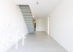 Apartamento à venda em Tijuca com 157 m², 4 quartos, 2 suítes, 2 vagas