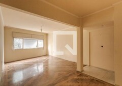 APARTAMENTO no 3º andar com 3 dormitórios e 1 garagem