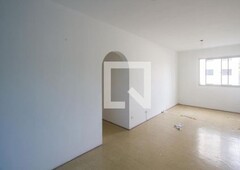 APARTAMENTO no 1º andar com 3 dormitórios e 1 garagem