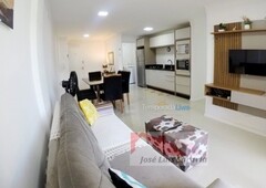 Excelente apartamento novinho no centro de Bombinhas com vista p/ mar!