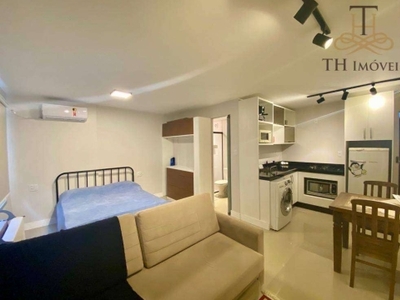 Kitnet com 1 dormitório à venda, 25 m² por r$ 650.000,00 - centro - balneário camboriú/sc