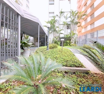 Apartamento à venda em Jardim Paulista com 190 m², 3 quartos, 1 suíte, 2 vagas