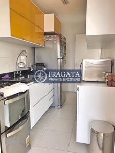 Apartamento à venda em Lapa com 91 m², 2 quartos, 2 vagas