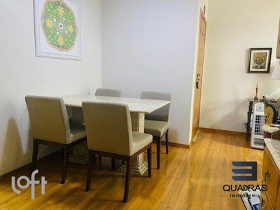 Apartamento à venda em Moema Pássaros com 72 m², 3 quartos, 1 vaga