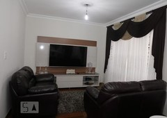 APARTAMENTO no 1º andar com 3 dormitórios e 3 garagens