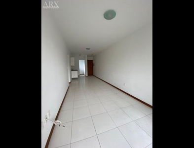 Apartamento no Bairro Vila Nova em Blumenau com 2 Dormitórios (1 suíte) e 62 m²