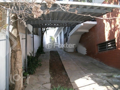 Casa 4 dorms à venda Avenida José Gertum, Chácara das Pedras - Porto Alegre