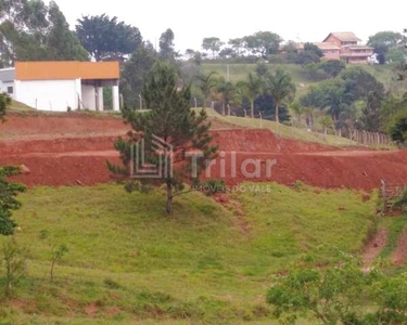 Terreno de 1800 metros em área urbana em Santa Branca com escritura