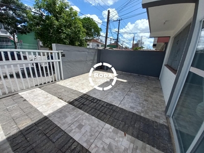 Apartamento térreo a venda em Santos, localizado no bairro do Campo Grande