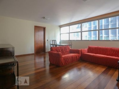 Apartamento à venda por R$ 1.063.830
