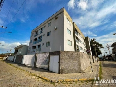 Apartamento com 2 dormitórios no bairro são joão em itajaí