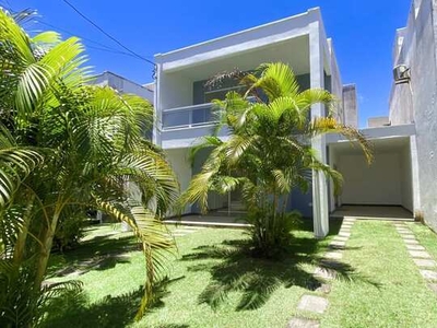Casa em Buraquinho - Aluguel - 4 quartos - Solta - R$ 4.500 - Lauro de Freitas/BA