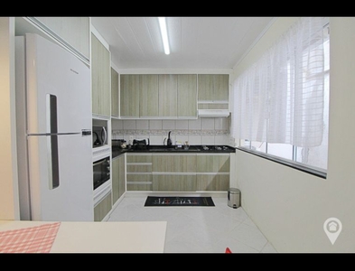 Casa no Bairro Ribeirão Fresco em Blumenau com 3 Dormitórios (1 suíte) e 211 m²