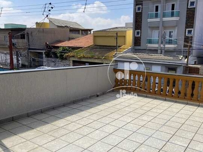 Sobrado com 276 m². 3 dormitórios sendo 1 suíte, 2 vagas, Vila Camilópolis Santo André