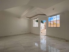 Casa com 3 quartos à venda no bairro Vila Clóris, 126m²
