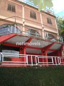 Casa com 7 quartos à venda no bairro Jardim das Rosas, 420m²