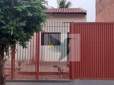Casa à venda no bairro Parque Residencial Buriti em Rondonópolis