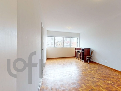 Apartamento à venda em Santo Amaro com 68 m², 2 quartos, 1 vaga