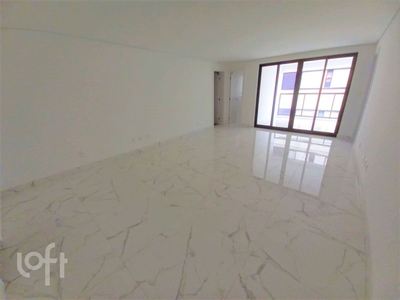 Apartamento à venda em Funcionários com 156 m², 4 quartos, 3 suítes, 4 vagas