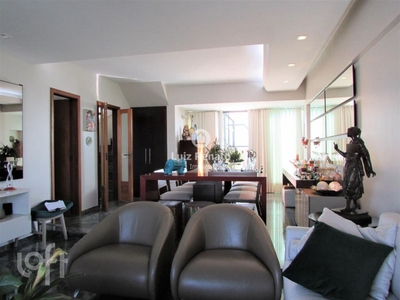 Apartamento à venda em Nova Floresta com 176 m², 4 quartos, 1 suíte, 4 vagas