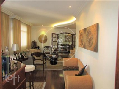 Apartamento à venda em Lourdes com 152 m², 4 quartos, 1 suíte, 2 vagas