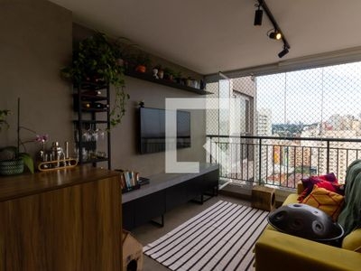 APARTAMENTO no 20º andar mobiliado com 1 dormitório e 1 garagem