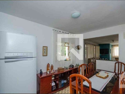 Casa com 3 quartos à venda no bairro Dom Bosco, 160m²