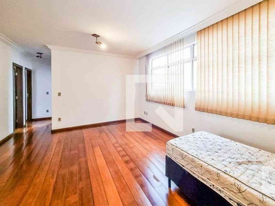 Casa com 3 quartos à venda no bairro Ouro Preto, 100m²