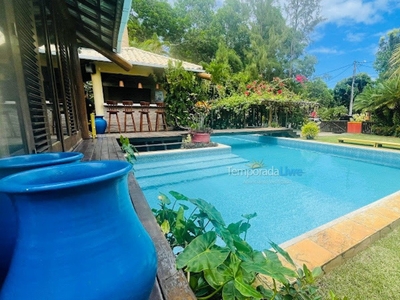 Casa Refúgio Tropical estilo Bali 6 suítes | Cond. Quinta das Lagoas