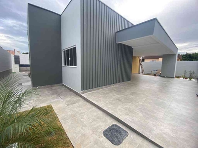 Casa em Condomínio com 4 quartos à venda no bairro Guará II, 400m²