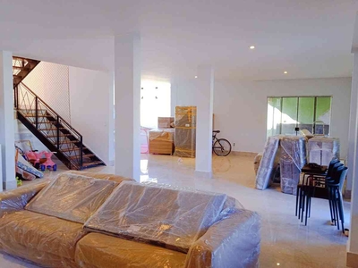 Casa em Condomínio com 6 quartos à venda no bairro Setor Habitacional Vicente Pires, 800m²