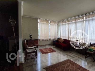 Apartamento à venda em Higienópolis com 440 m², 4 quartos, 3 vagas