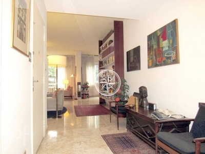 Apartamento à venda em Jardim América com 292 m², 4 quartos, 4 suítes, 2 vagas